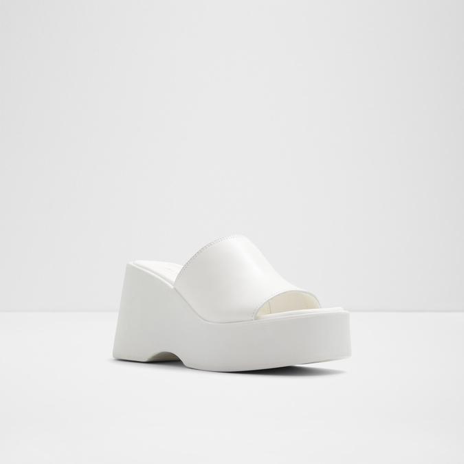 Betta Women's White Flatform Sandals image number 4