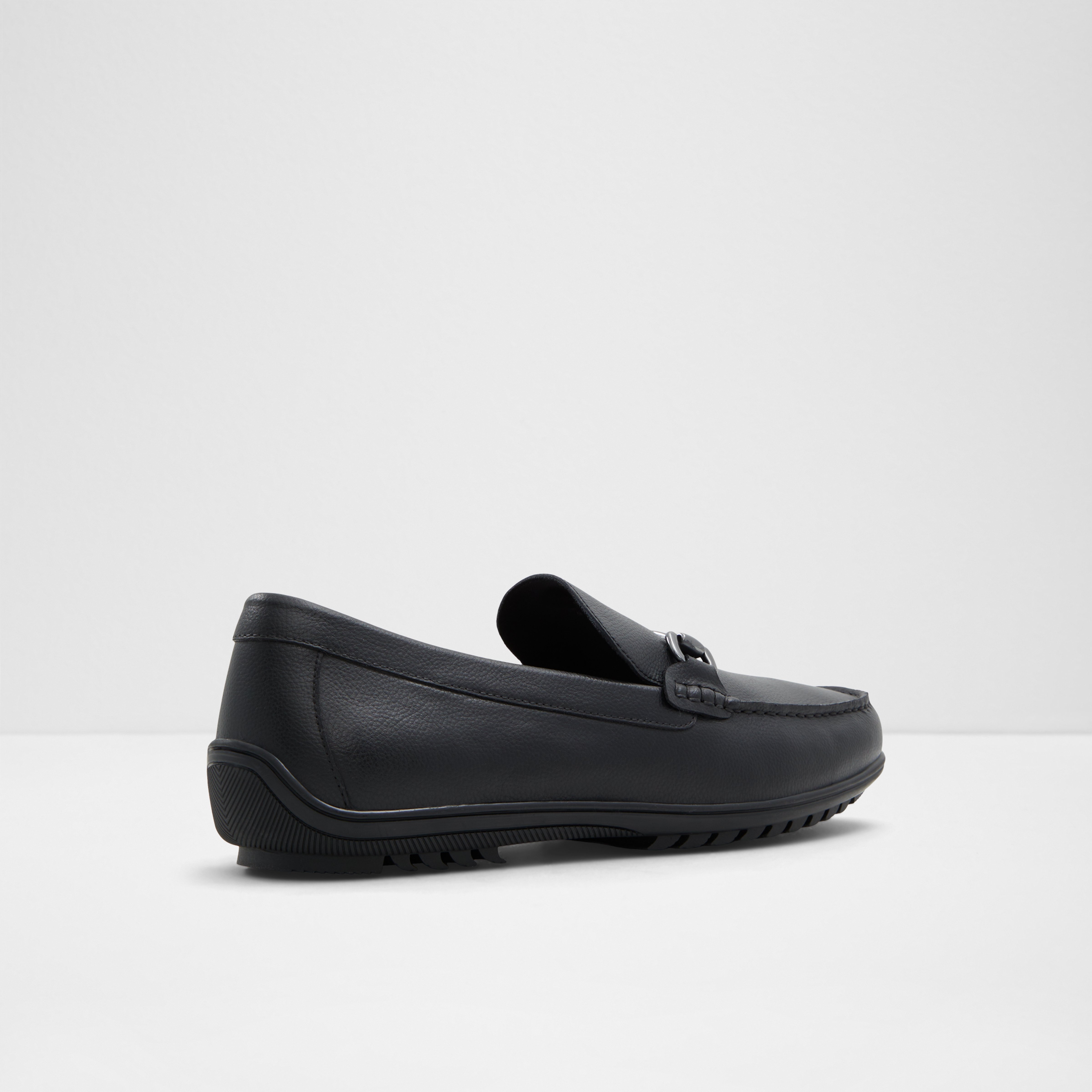Evokea-In Men's Black Moccasins image number 2