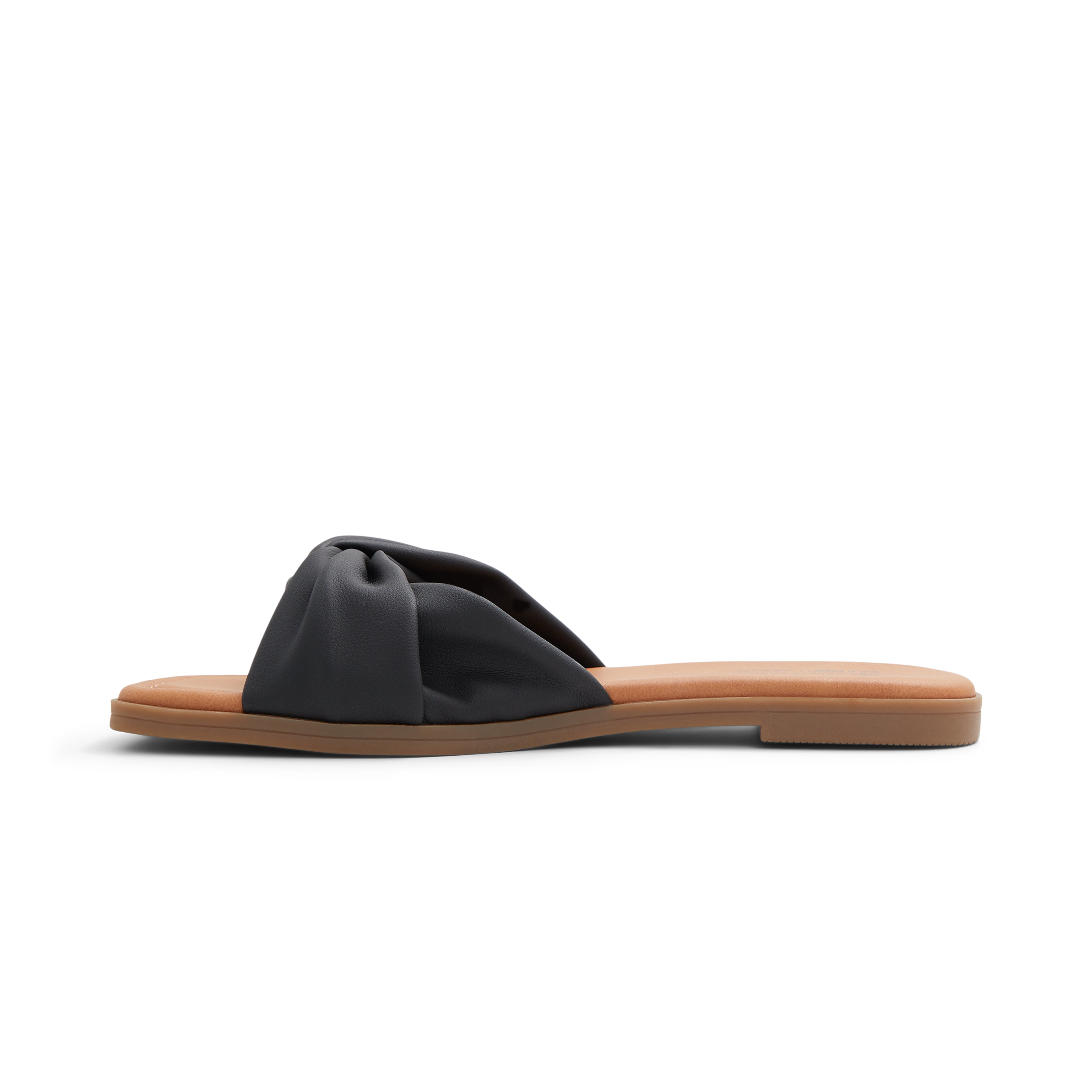 Peaches Women's Black Flat Sandals image number 3