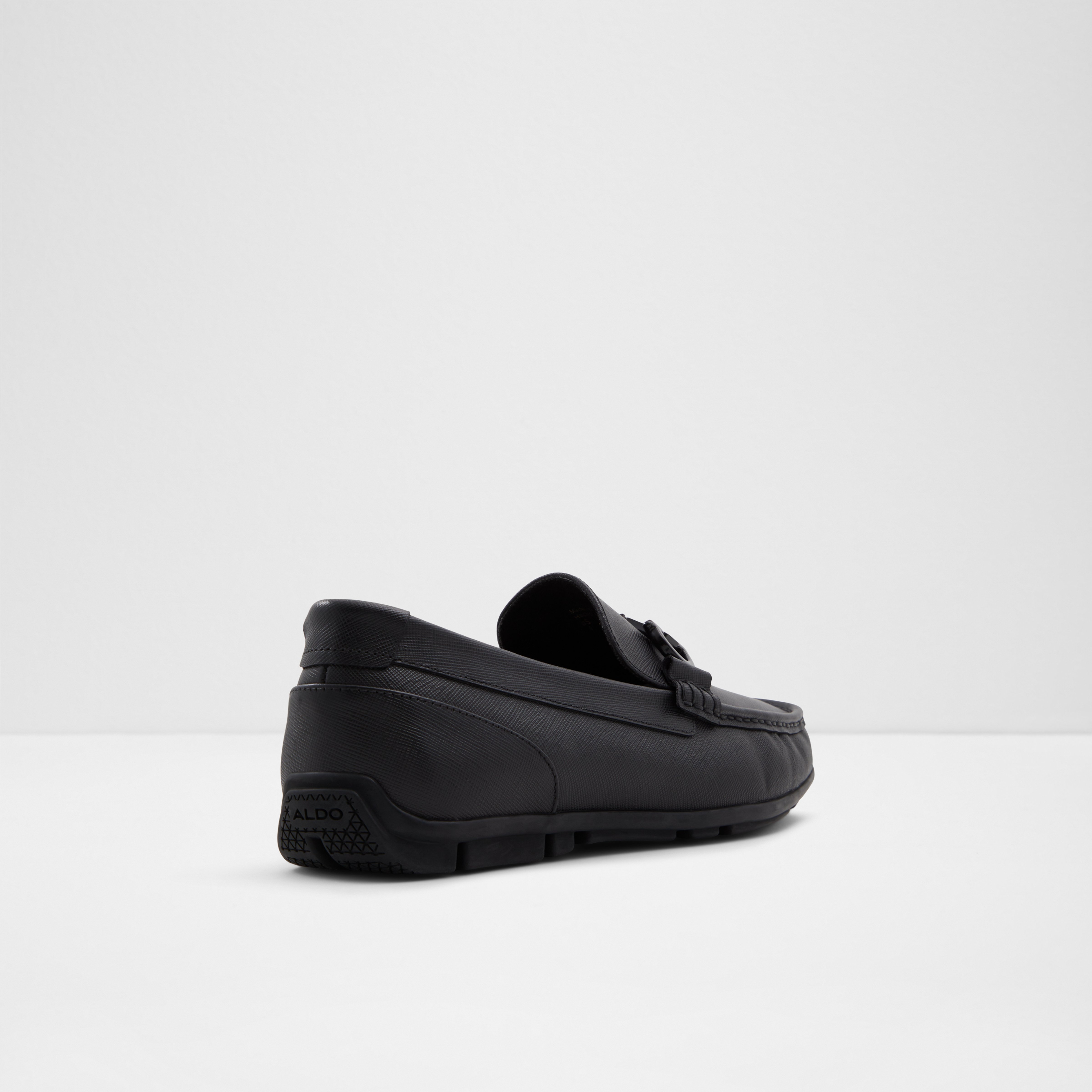 Orlovoflexx-Inn Men's Black Moccasins image number 2