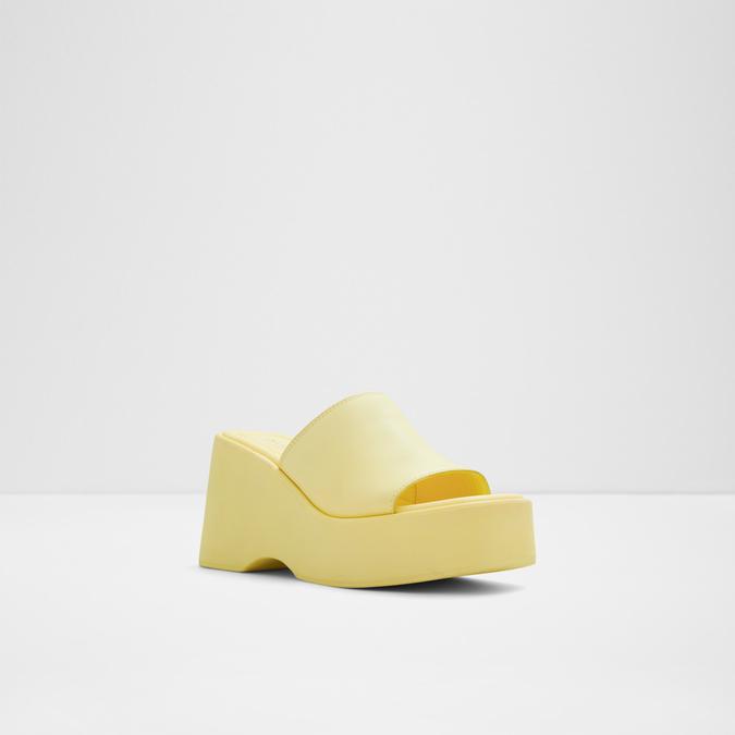 Betta Women's Light Yellow Flatform Sandals image number 3