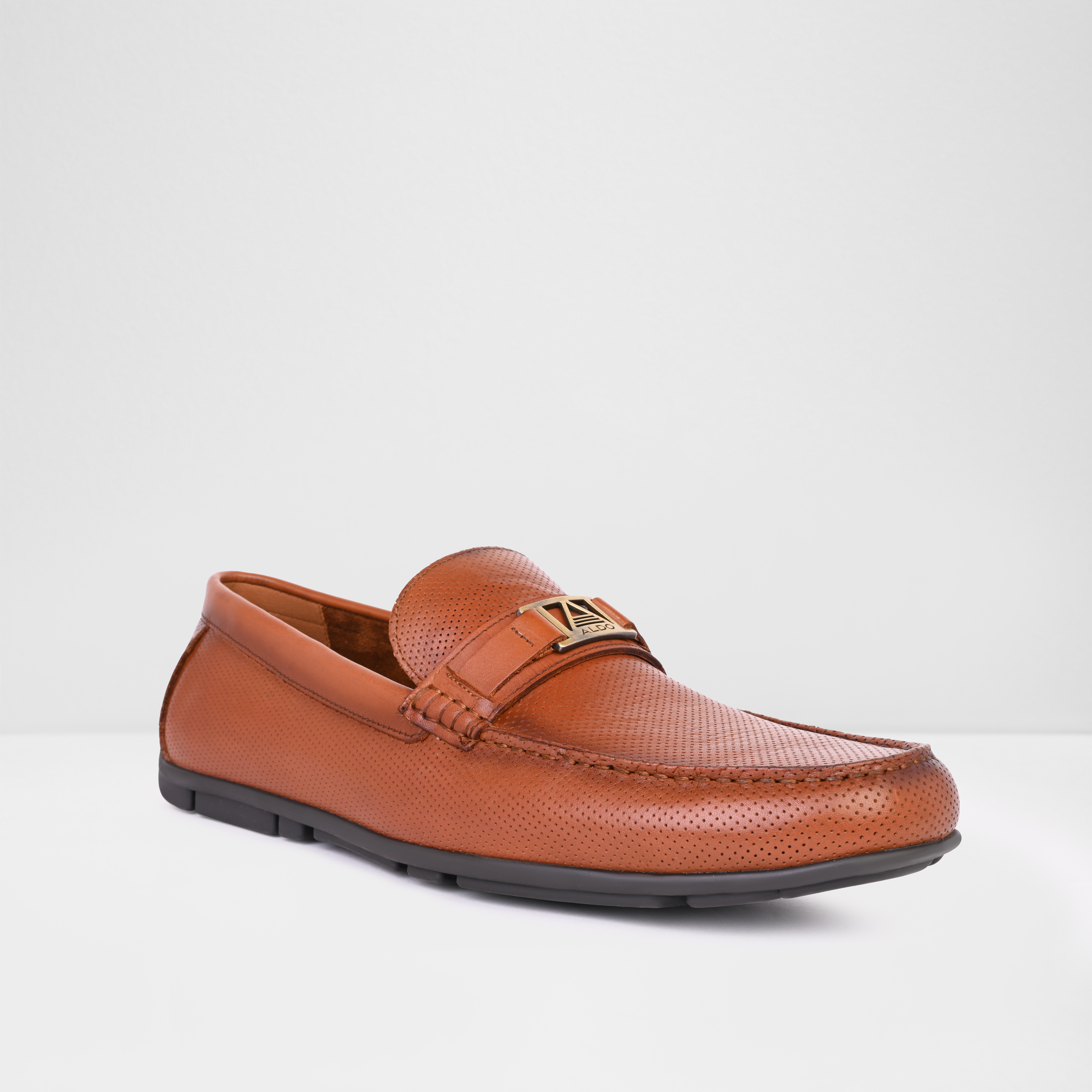 Haendaciena-In Men's Brown Moccasins image number 4