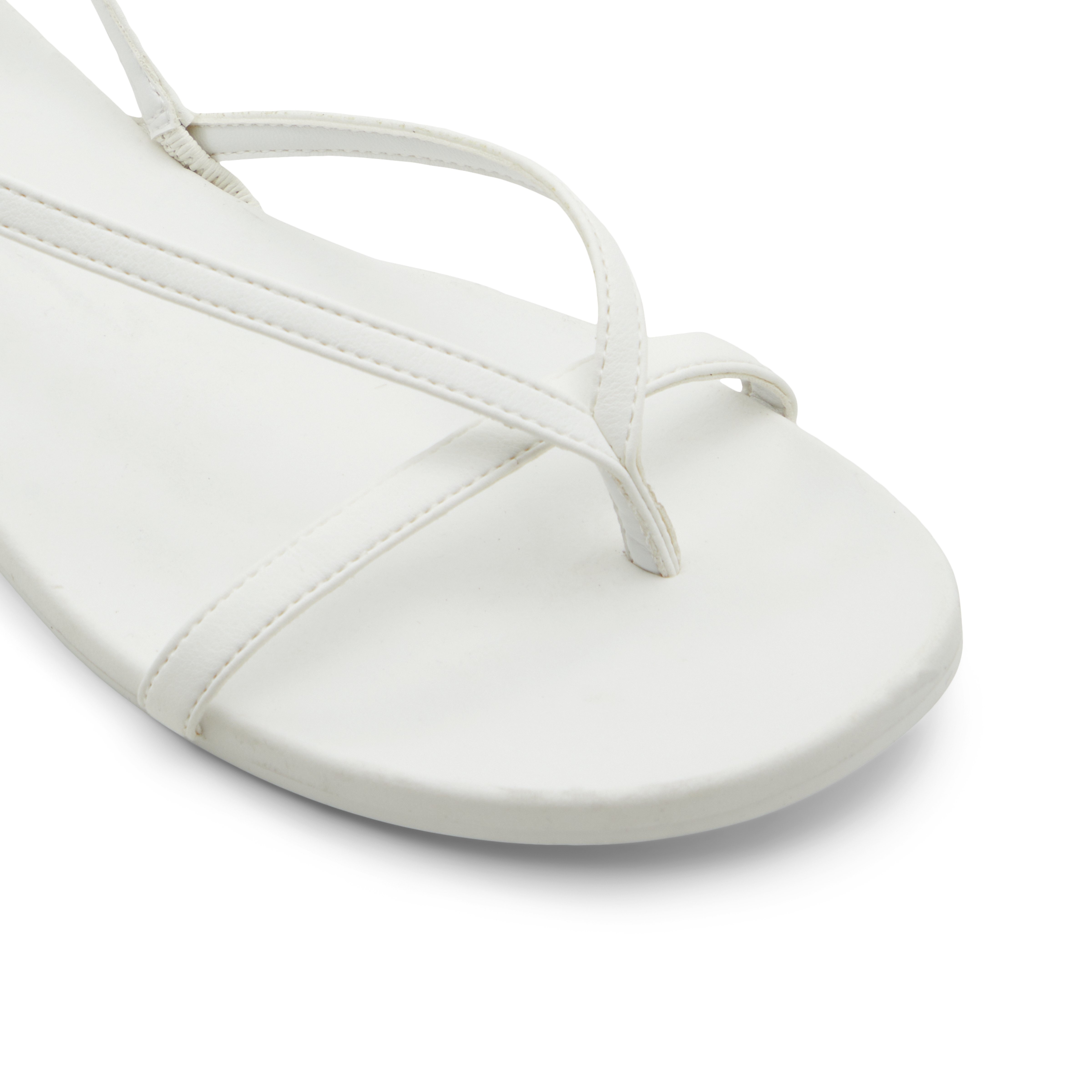 Montebello Women's White Flat Sandals image number 5