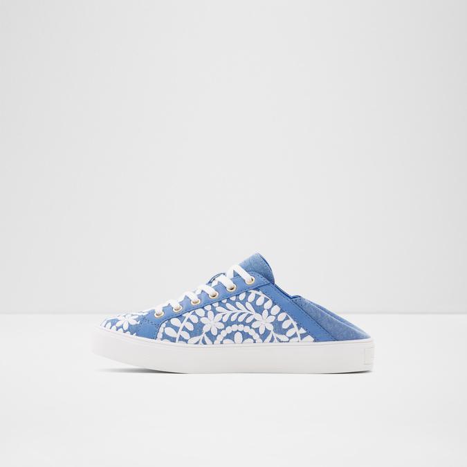 Mariachi Women's Blue Sneakers image number 2