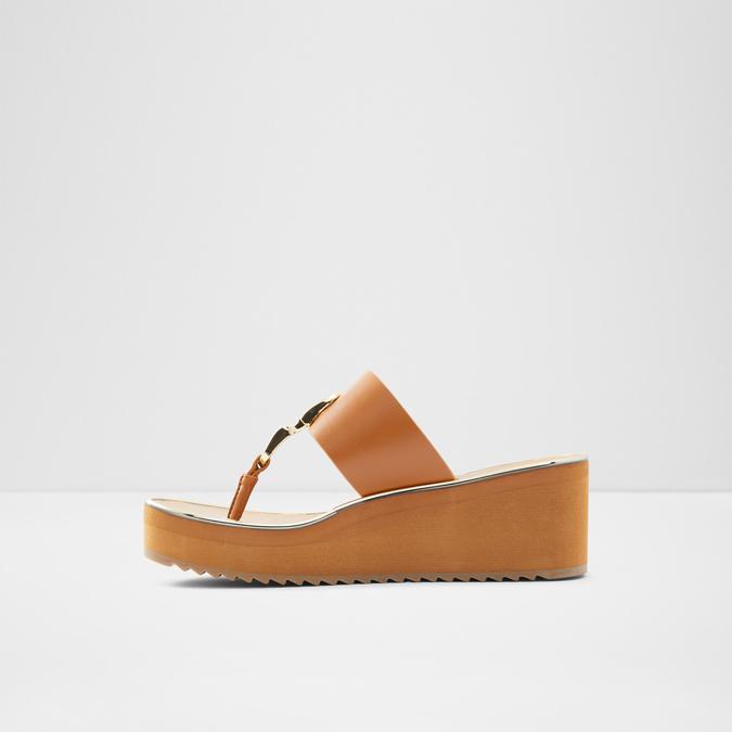 Toea Women's Medium Brown Sandals image number 3
