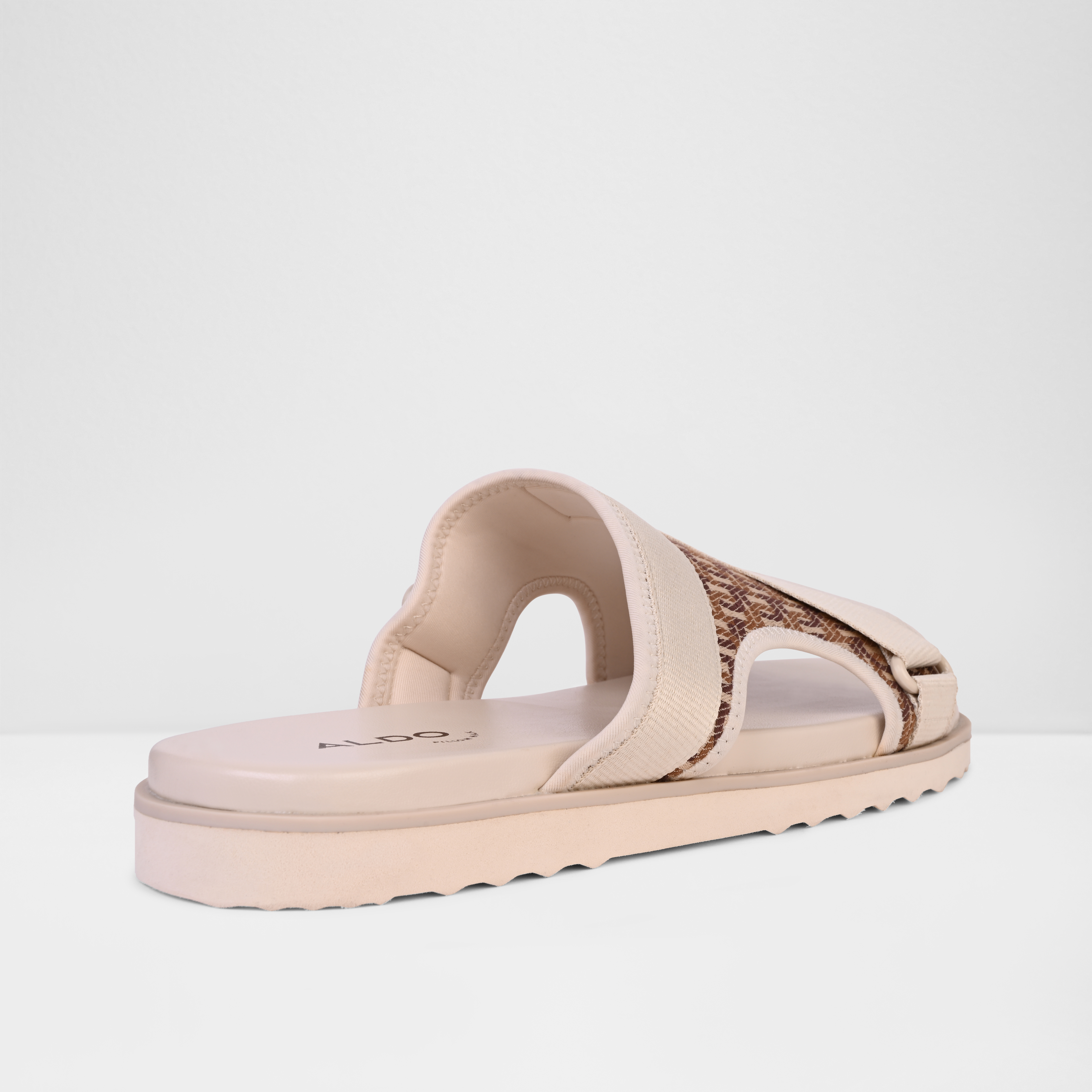 Deniels-In Men's Beige Strap Sandals image number 2