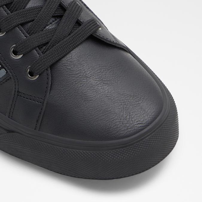 Bowsprit Men's Black Sneakers image number 4