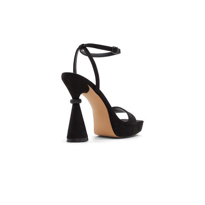 Dreaming Women's Black Block Heel Sandals image number 2