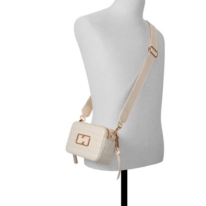 CAMELYA106056 image number 3