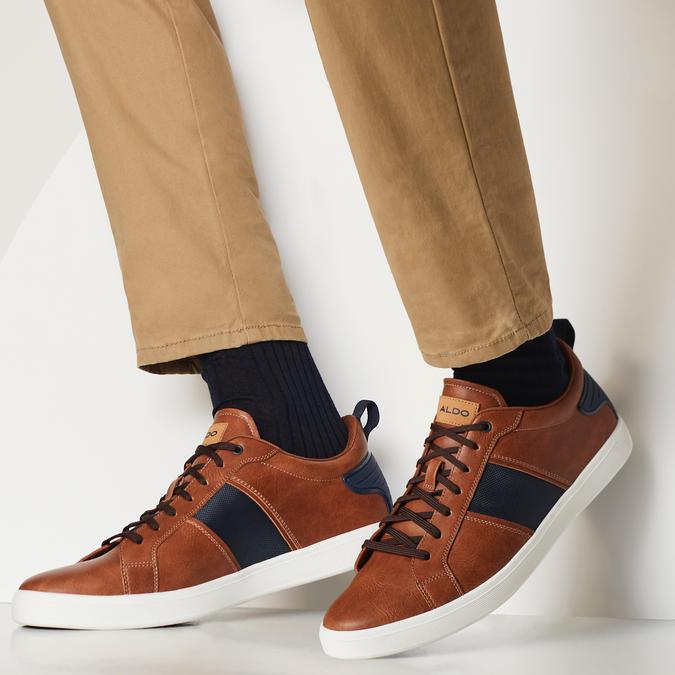 Olardon Men's Cognac Sneakers image number 1