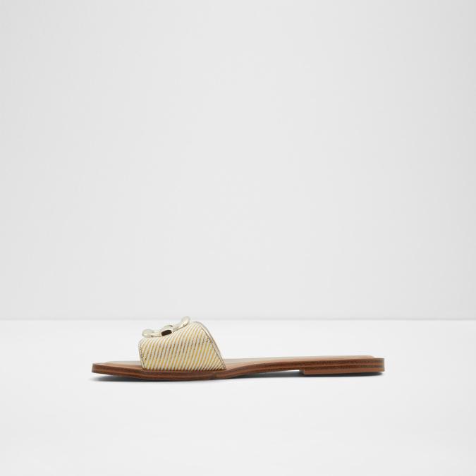 Glaeswen Women's Beige Flat Sandals image number 2