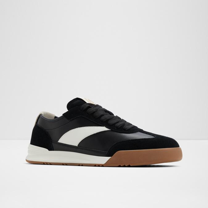Clubmtl-In Men's Black Fashion Athletic image number 4
