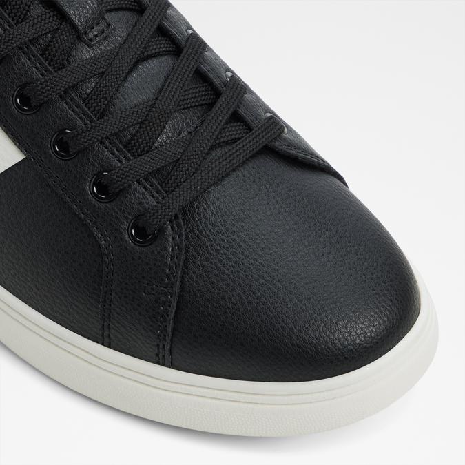 Ozzya-In Men's Black Low Top Sneakers image number 5