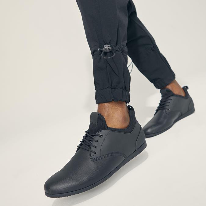 Verrasen Men's Black Sneakers image number 1