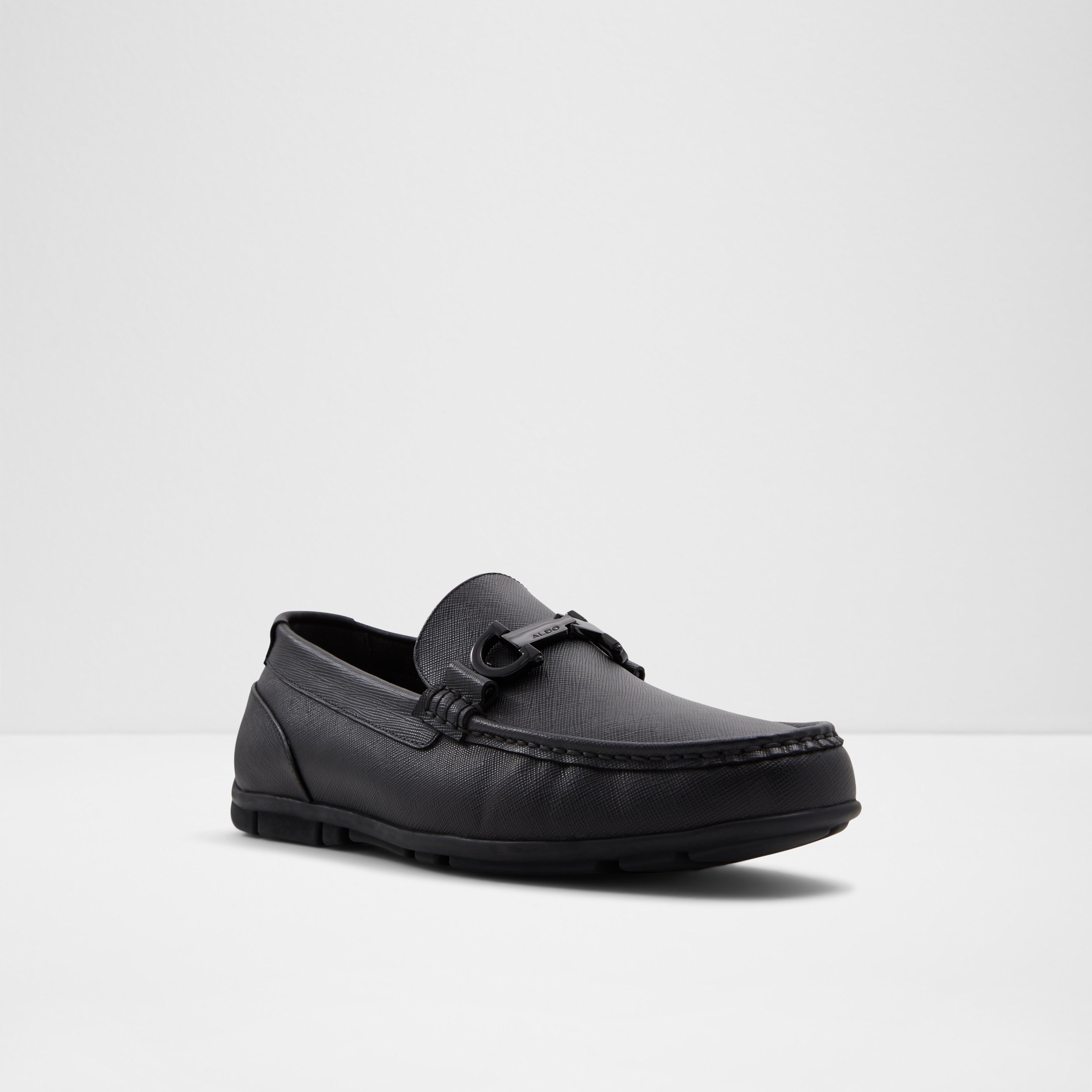 Orlovoflexx-Inn Men's Black Moccasins image number 4