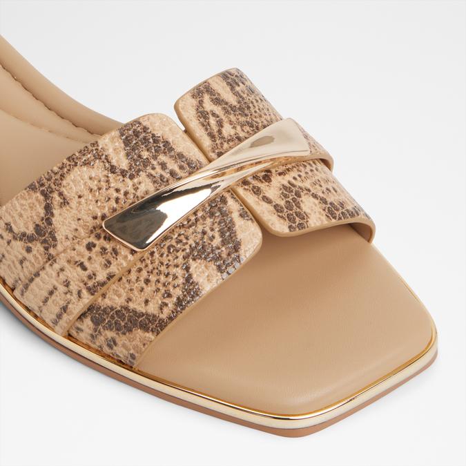 Darlina-In Women's Brown Flat Sandals image number 5
