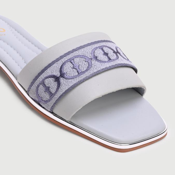 Tendre-In Women's Blue Flat Sandals image number 5