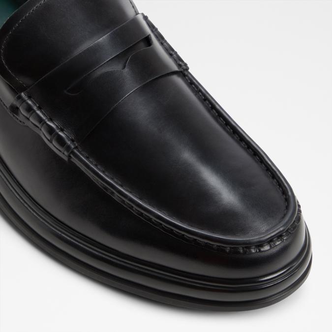 Tucker-In Men's Black Loafers image number 5