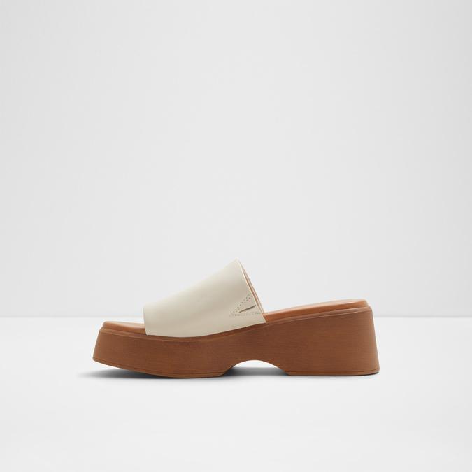 Yassu Women's White Wedges image number 2