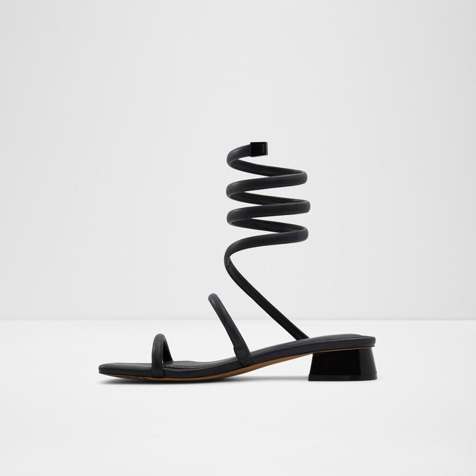 Spinna Women's Black Flat Sandals image number 3