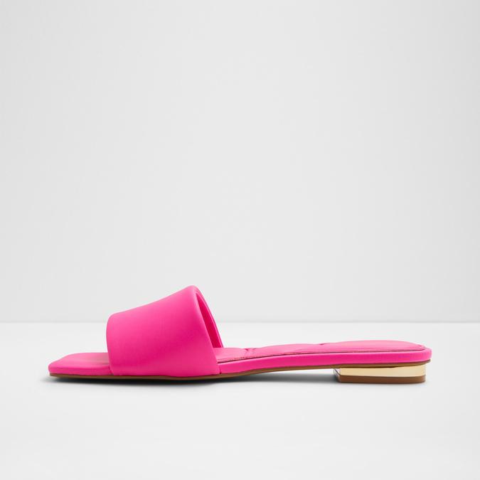 Bentariela Women's Pink Flat Sandals image number 3