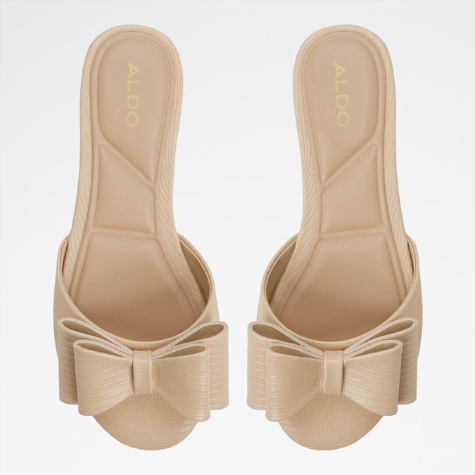 Eloquent-In Women's Beige Flat Sandals