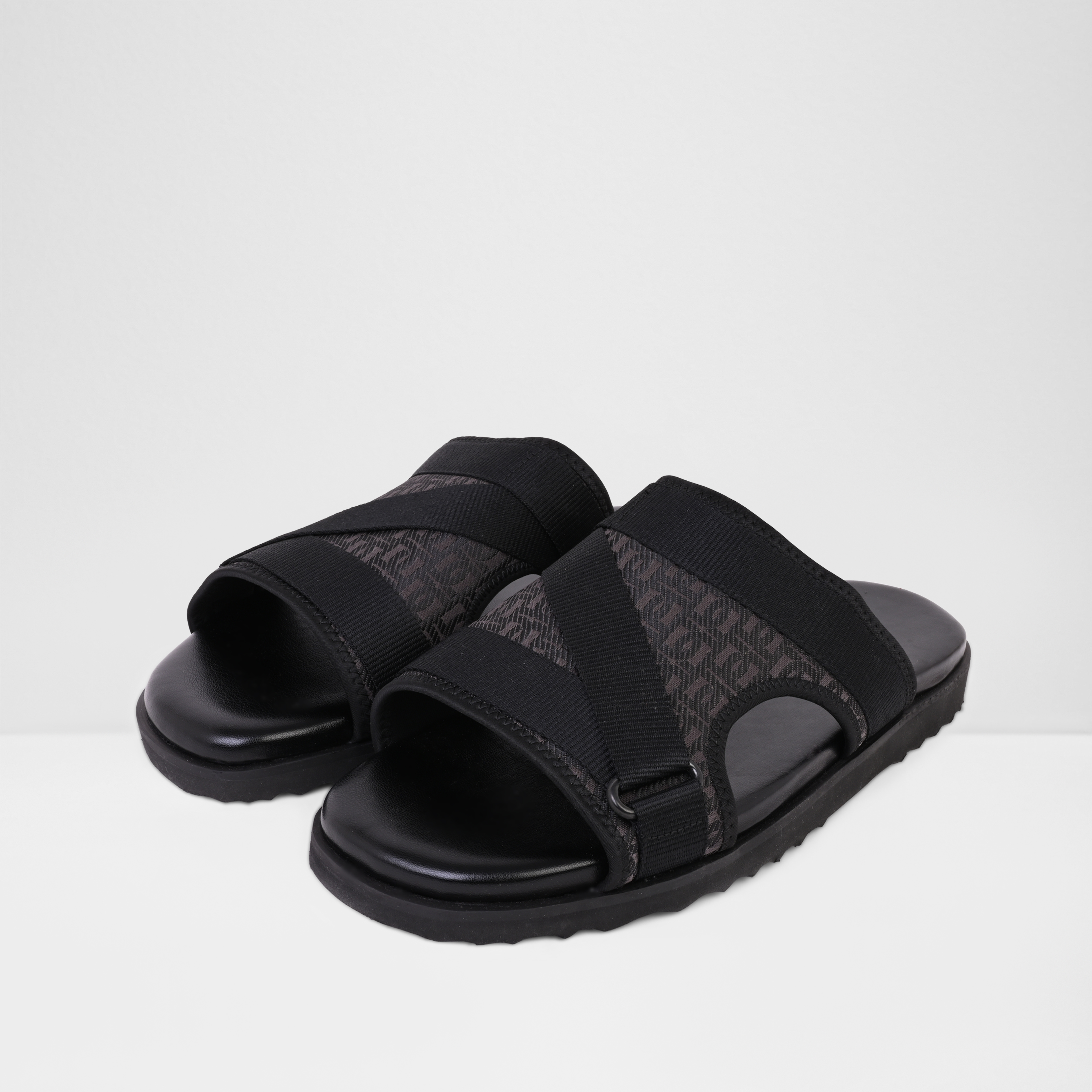Deniels-In Men's Black Strap Sandals image number 3