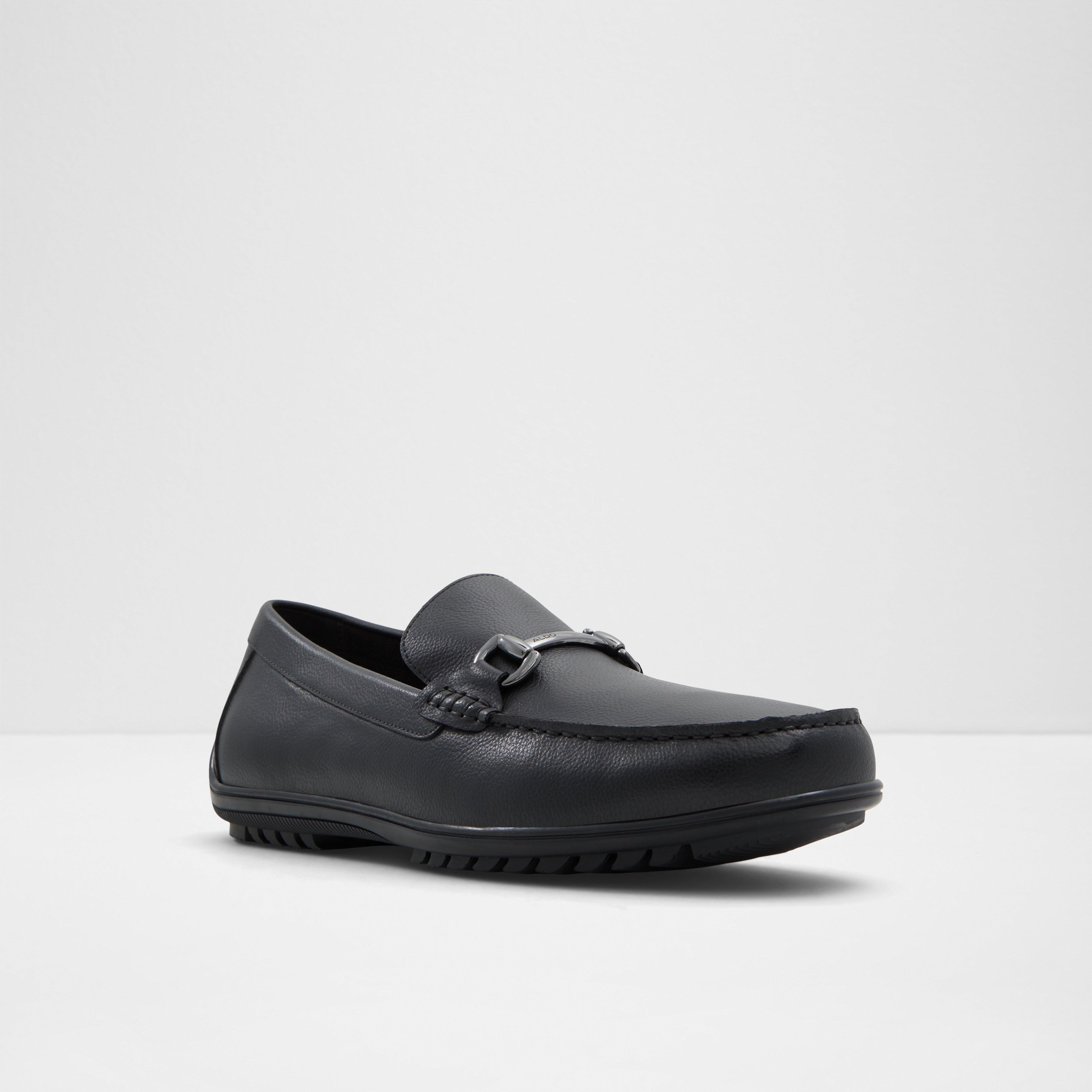 Evokea-In Men's Black Moccasins image number 4