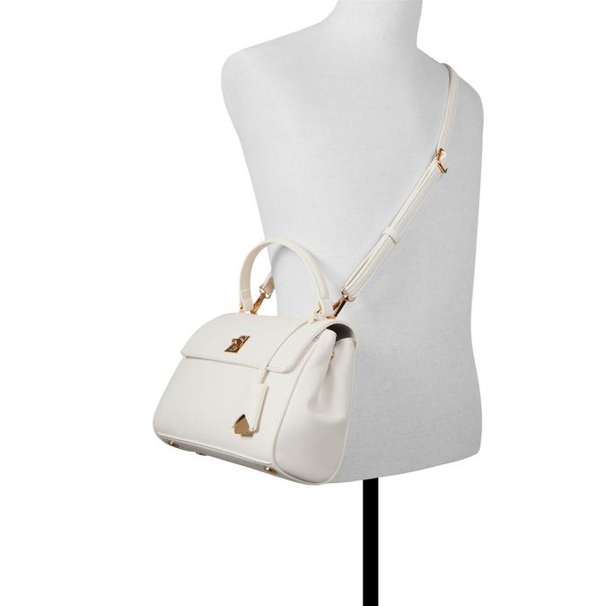 YOLANDAA100043 image number 3