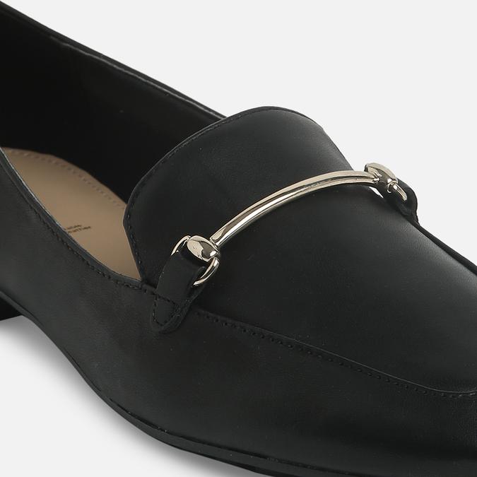 Harriot Women's Black Loafers image number 5