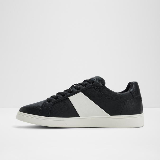 Ozzya-In Men's Black Low Top Sneakers image number 3