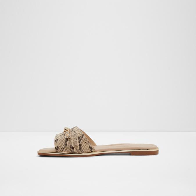 Jeannie Women's Miscellaneous Flat Sandals image number 3