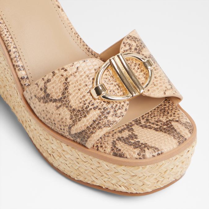 Droin-In Women's Brown Wedges image number 5