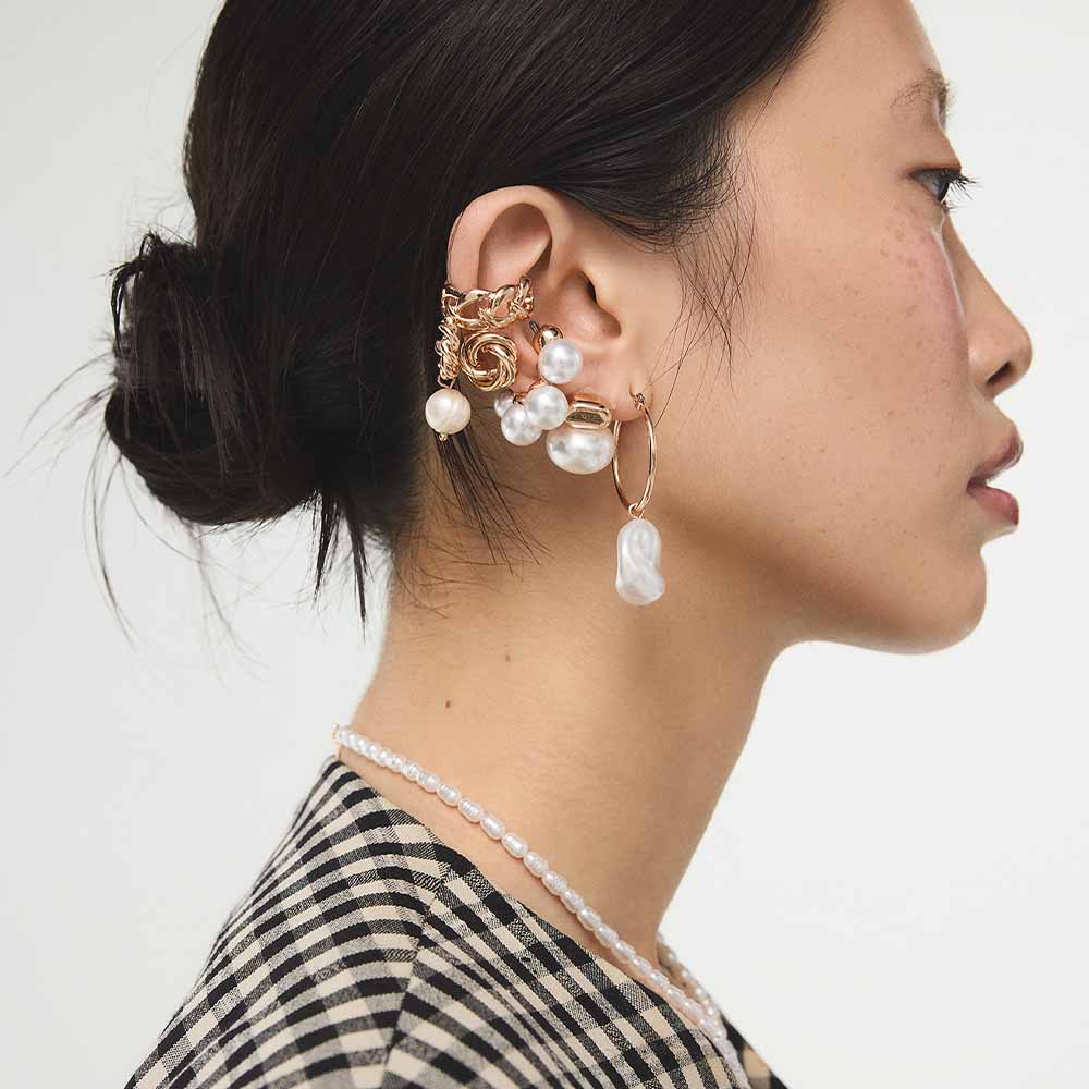 Sevenlooks Women's Miscellaneous Earrings image number 0