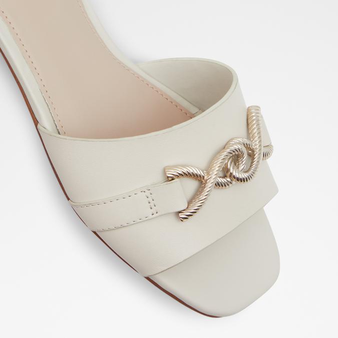 Hayhar Women's White Flat Sandals image number 5