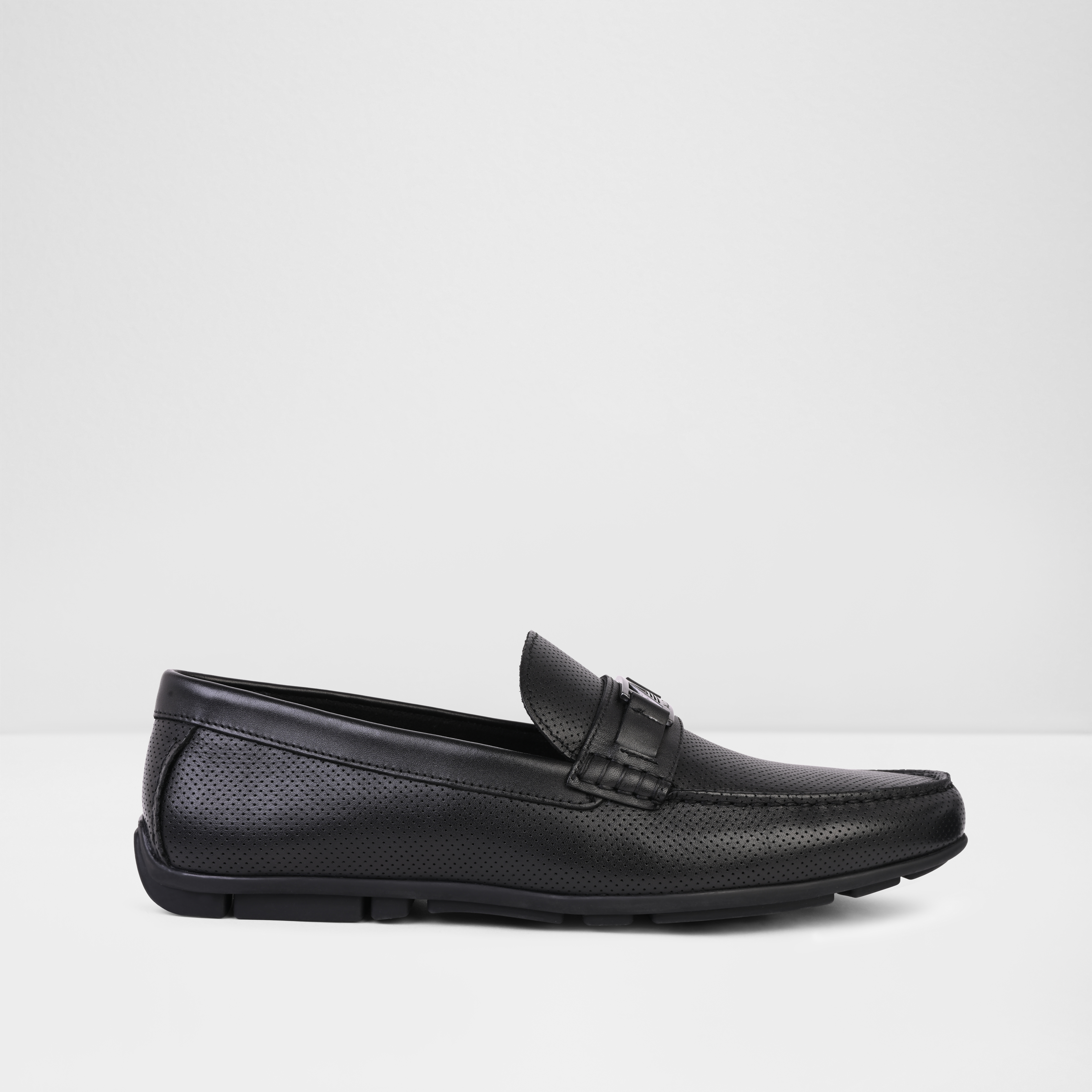 Haendaciena-In Men's Black Moccasins