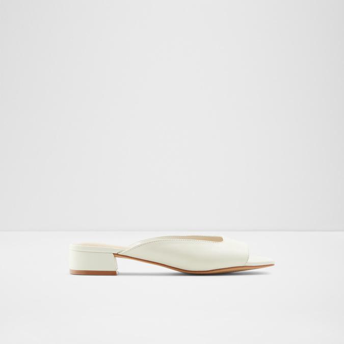 Culgoa Women's White Flat Sandals image number 0