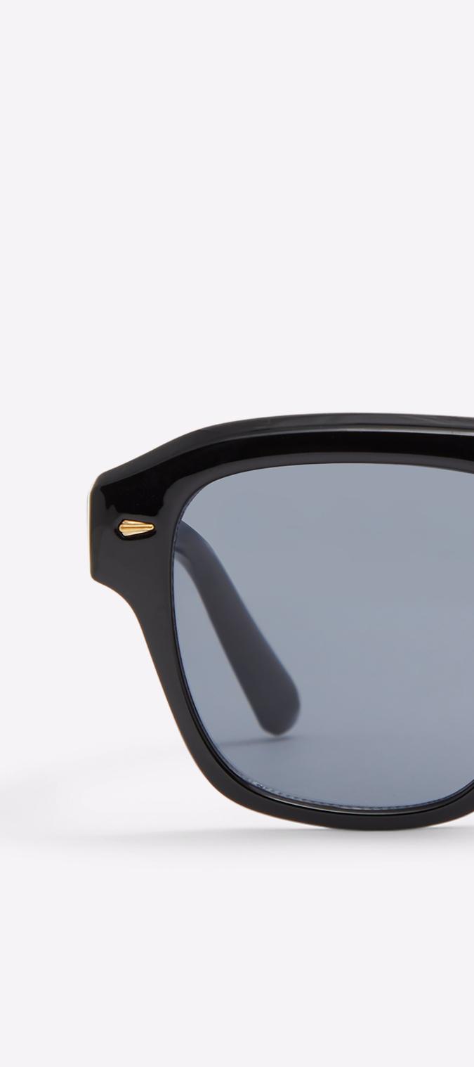 Milicien Men's Black Sunglasses image number 3